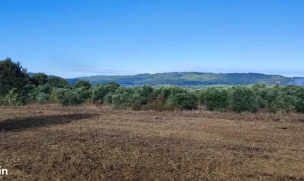 Terrain 334 m² Rognes