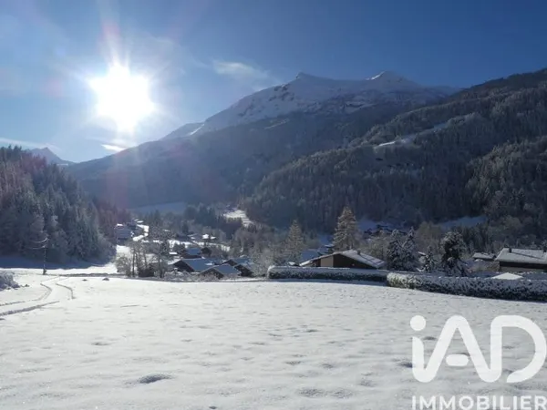 Terrain 710 m²