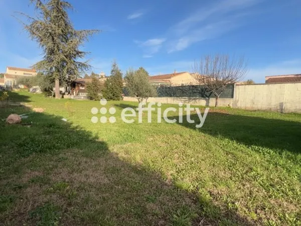 Terrain 532 m²