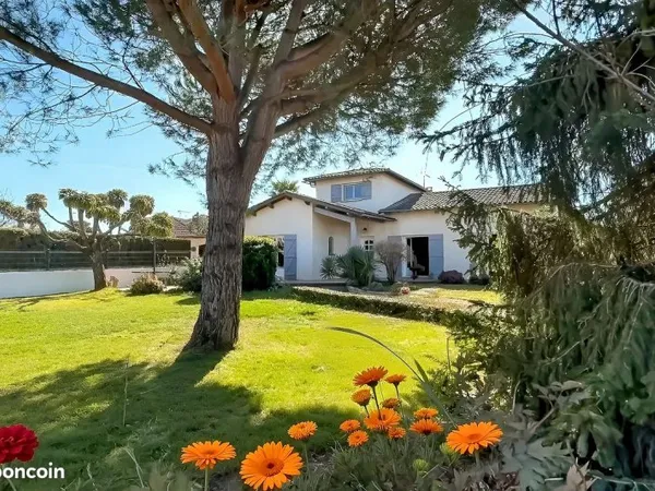 Bressols - 30min toulouse - maison avec piscine - environnement calme