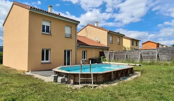 Maison 5 pièces idéale familiale et fonctionnelle avec piscine