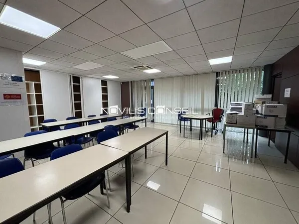 Bureaux 205 m²