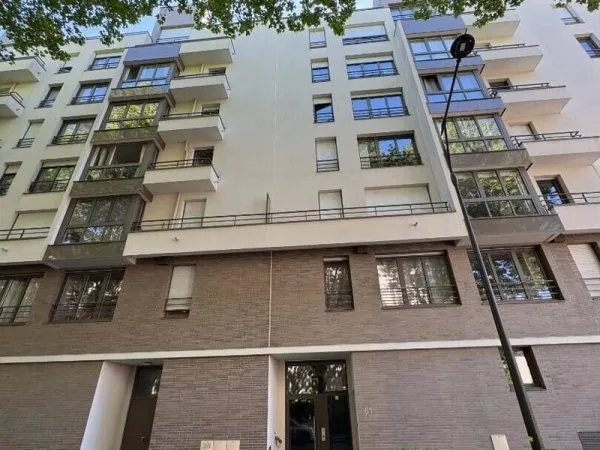 Parking 12 m²