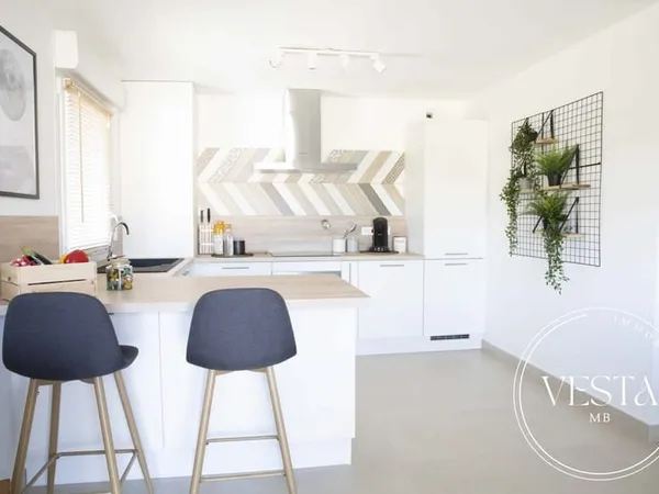 MAGNY-SUR-TILLE - Duplex 4 pièces 81m²