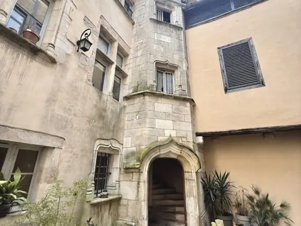 Très bel appartement dans le centre historique