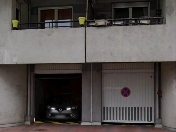 Garage fermé