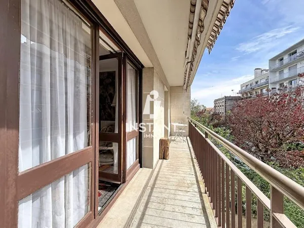 Bel appartement Familial dans une élégante résidence en pierr