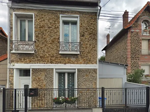 Studio+ garage+ jardin