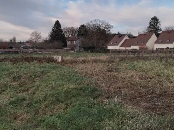 Terrain 380 m²