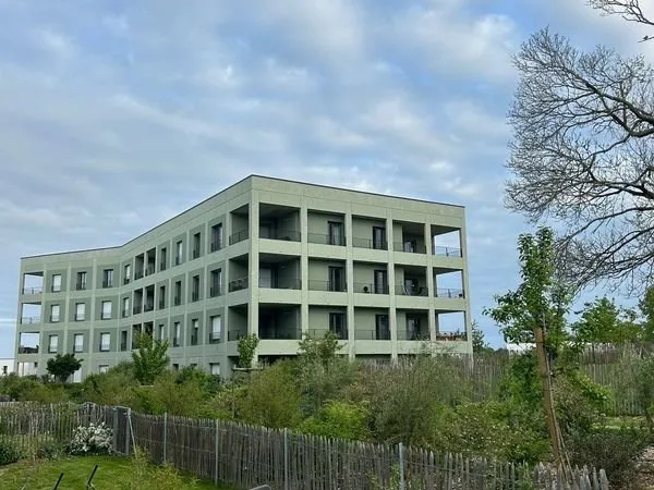 Location t3