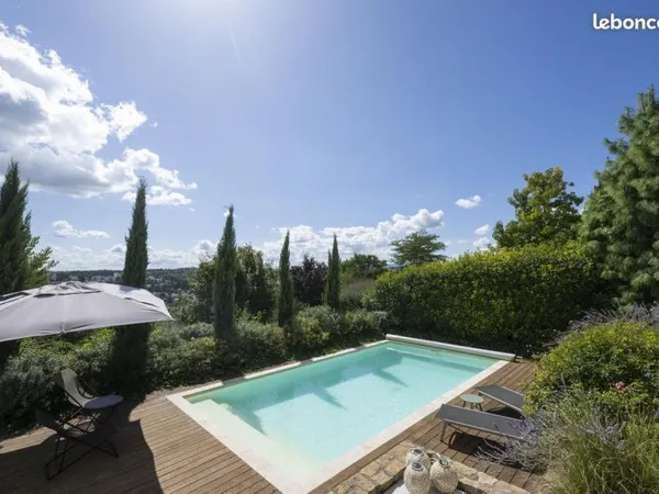 Maison 6 pièces 170 m²