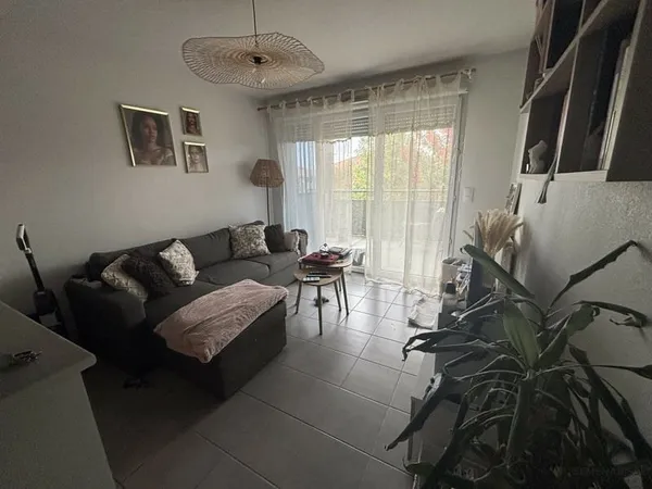 **SPECIAL INVESTISSEUR** - APPARTEMENT T2 LOUÉ - TOULOUSE (SECT