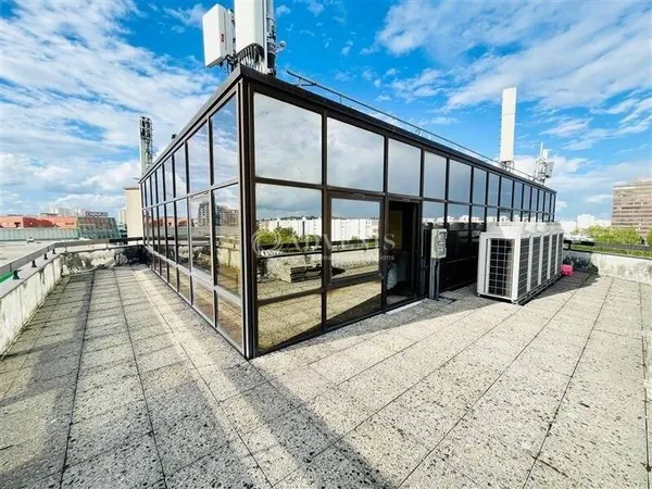 Bureaux 138 m²