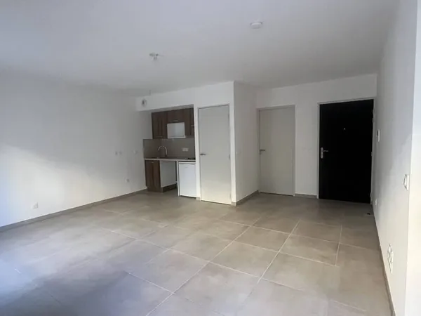Bureau 45 m²