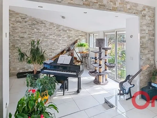 Maison 5 pièces 158 m²