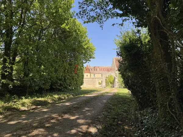 À vendre Manoir de caractère du XVIe siècle au coeur du Par