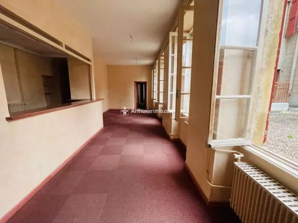 Bureaux 259 m²
