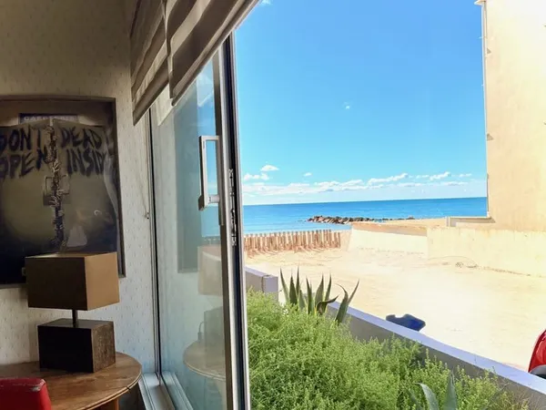 1 ERE LIGNE - LOT DE 2 APPARTEMENTS - PARKING - TERRASSE -
