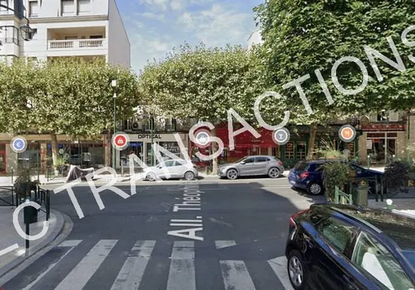 Boutique 750 m²