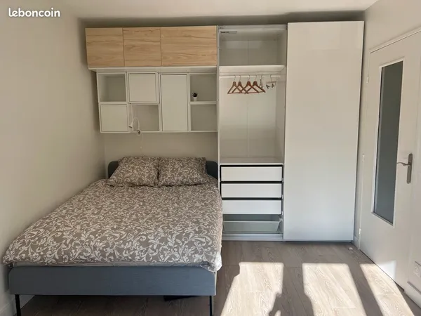 2 pièces neuf meublé Place Etoile