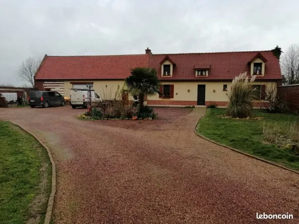 Maison longère de 178m² avec 3743 m² de terrain