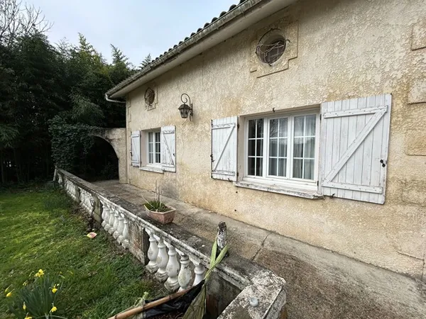 Maison Vente Salaunes 8p 237m² 370300€