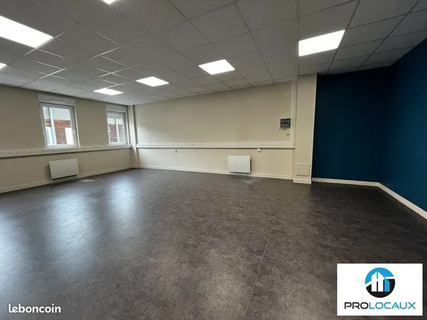Bureaux 50 m² SAINT MAXIMIN