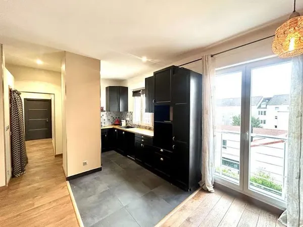Appartement 7 pièces 105 m²