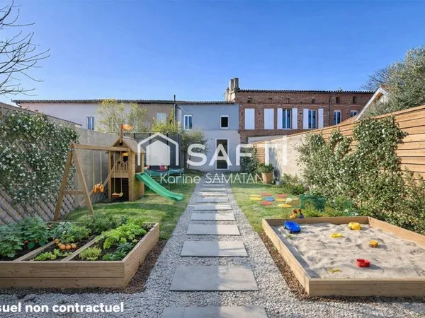 Maison de ville T3 de 129 m2 au coeur de Montastruc-La-Conseillère