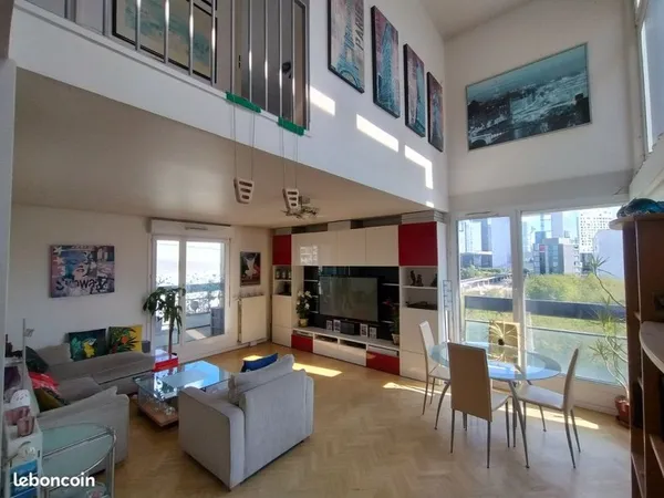 Colocation dans duplex de luxe 125 m2 La Défense 1 chambre dospo