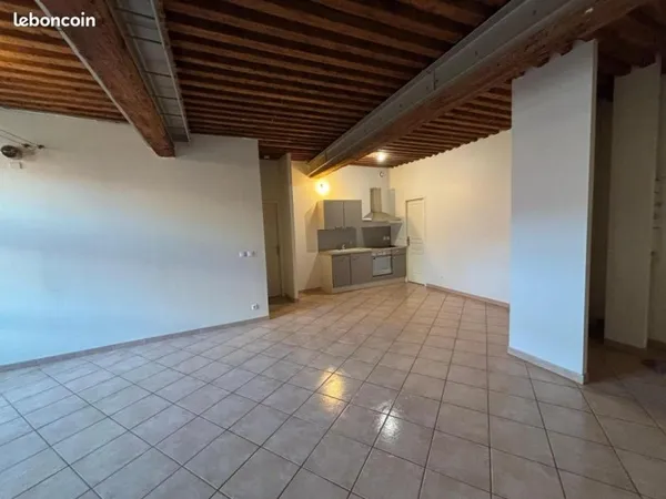 Appartement 2 pièces 65 m²