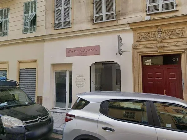 Local commercial 1 pièce 19 m²