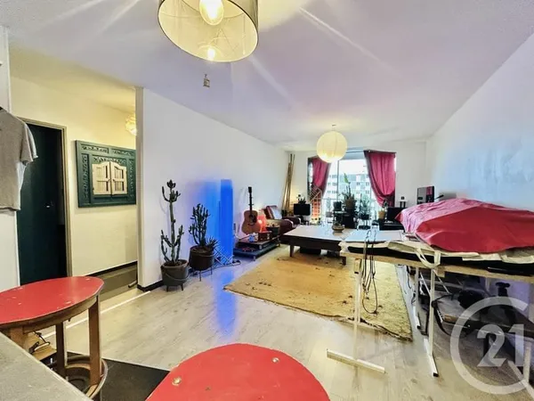 Appartement 4 pièces 77 m²