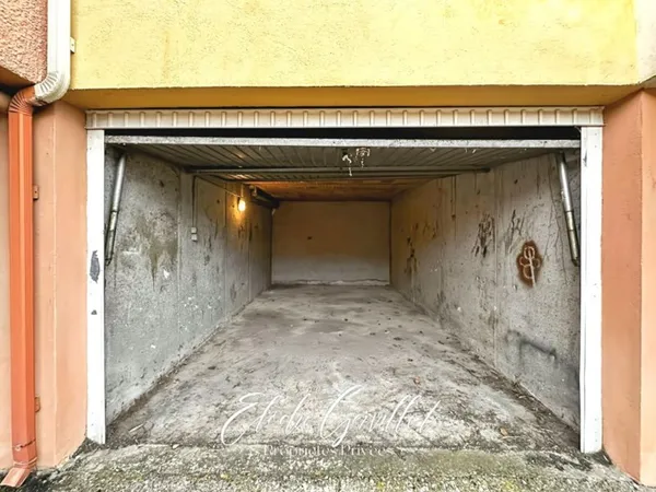 Garage de 17 m² dans résidence à Carcassonne