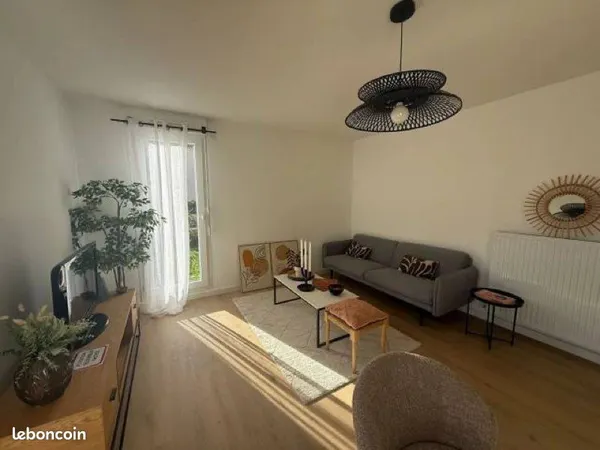 Location T2 saint cyprien
