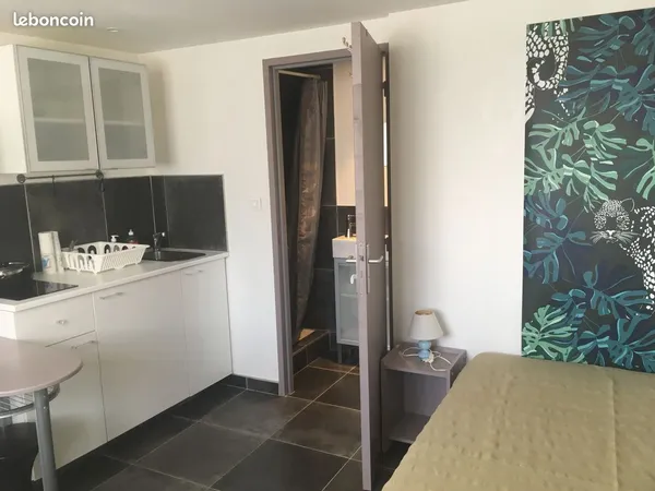 Studio meublé proche IUT et hopital