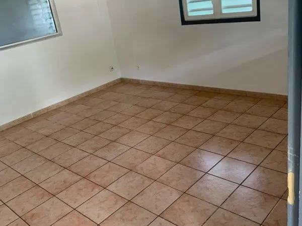 Location t2 non meublée