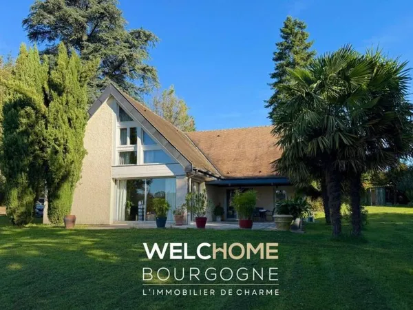 Maison 7 pièces 208 m²