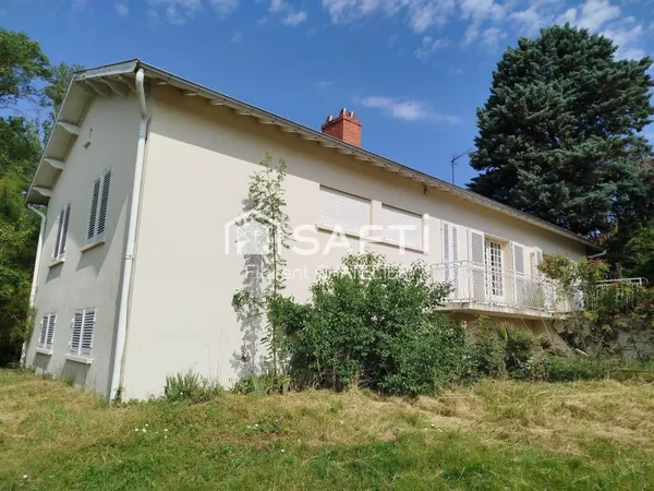 Charme et volume : maison 191m2 sur terrain 2480m2