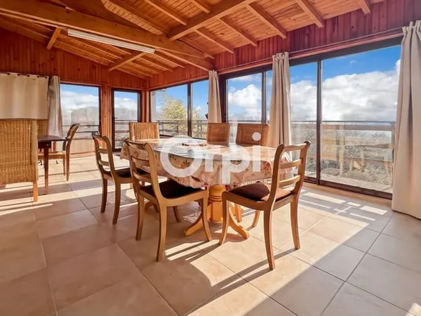 Maison 6 pièces 90 m²
