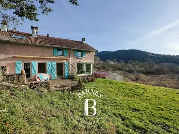 Maison 7 pièces 173 m²