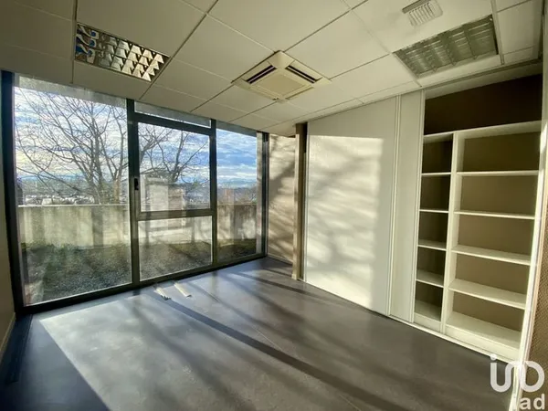 Location Bureaux 200 m²