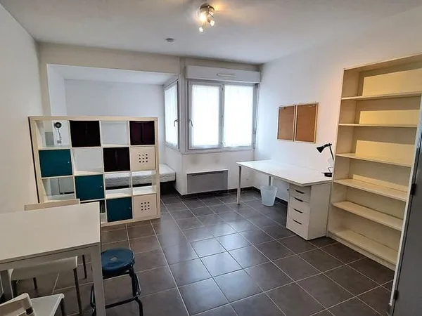 Studio 1 pièce 21 m²