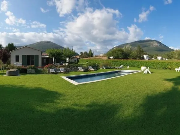 Maison 4 pièces 160 m²