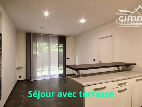 A LOUER APPARTEMENT DEUX PIECES A GOURNAY SUR MARNE
