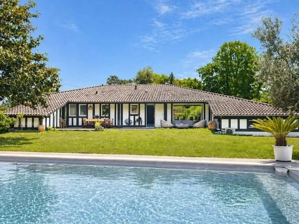 Maison 5 pièces 190 m²