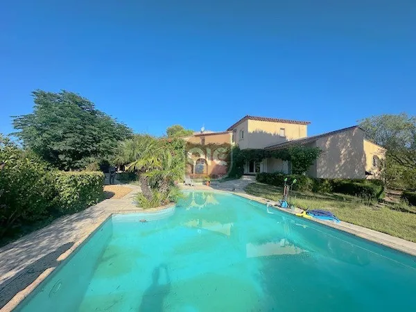 Les Matelles villa de 215m2 sur 1800m2 de terrain