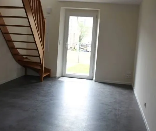 Appartement 3 chambres 60m2 jardin, terrasse, 2 places parking