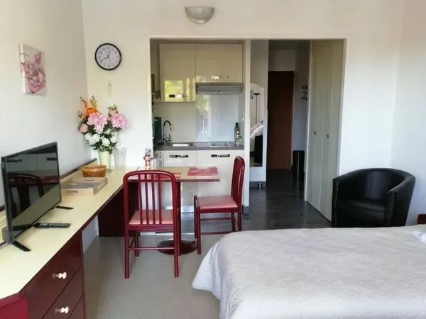 Studio 1 pièce 24 m²