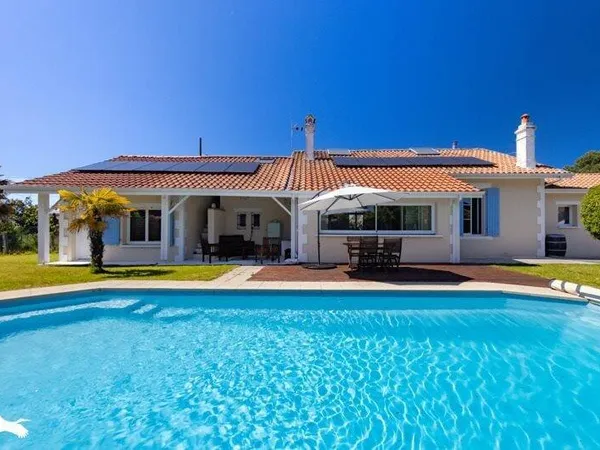 Maison 7 pièces 197 m²